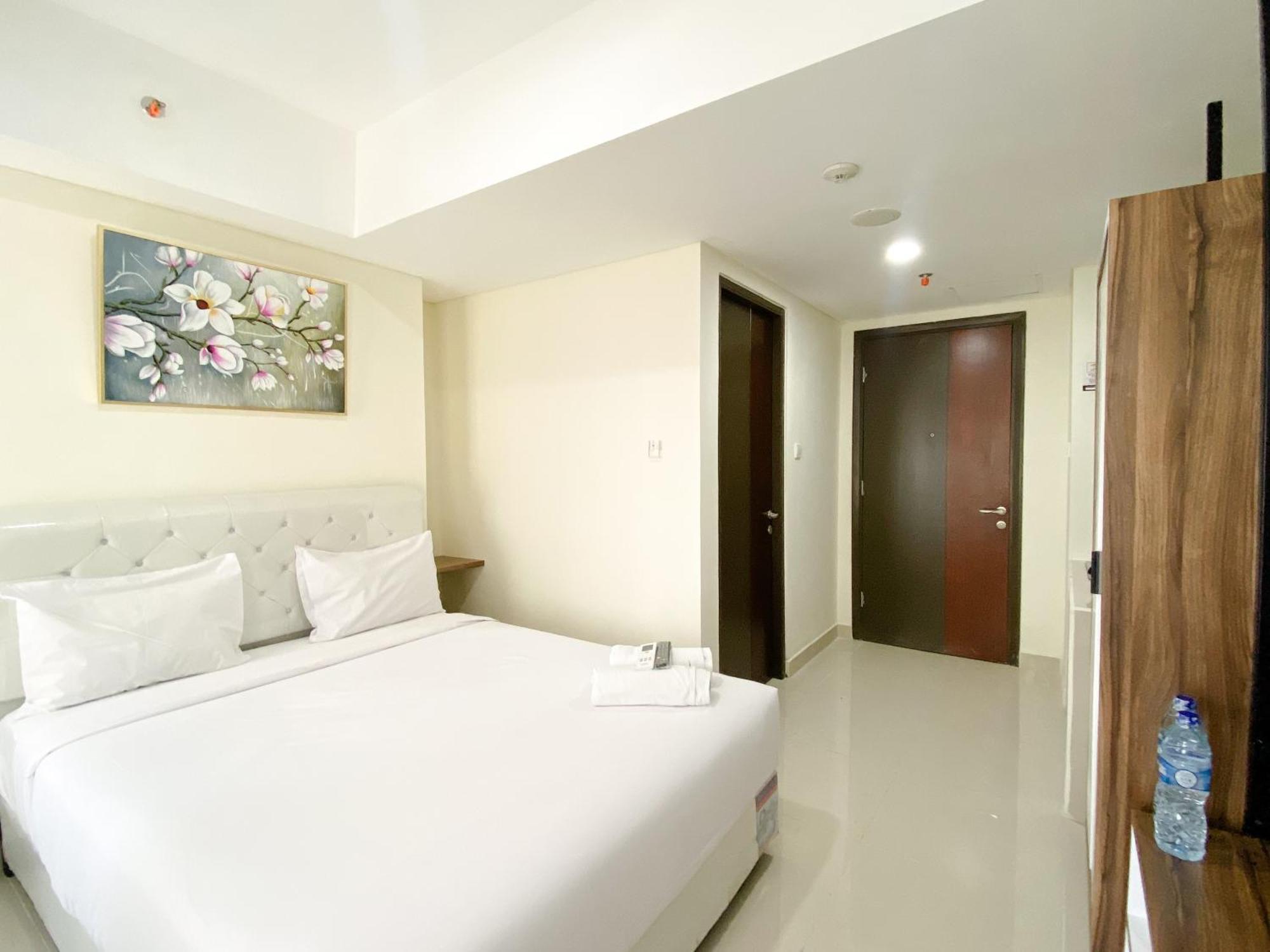 Homey And Cozy Stay Studio Room Pollux Chadstone Apartment By Travelio Cikarang Luaran gambar